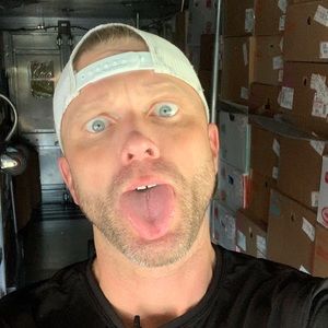 Meet your Posher, Sean